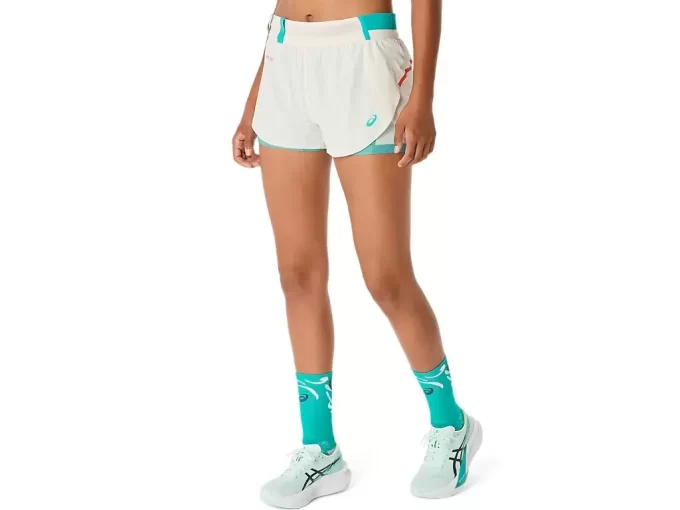 BEGRÄNSAD SERIE METARUN SPLIT SHORT