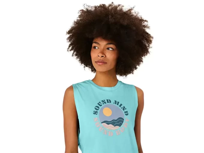 KVINNORS ASICS SUN IN THE SKY SLOGAN MUSCLE TEE KVINNORS ASICS SUN IN THE SKY SLOGAN MUSCLE TEE