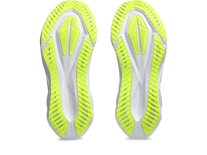 NOVABLAST 5 ASICS SPÅRKLUBB