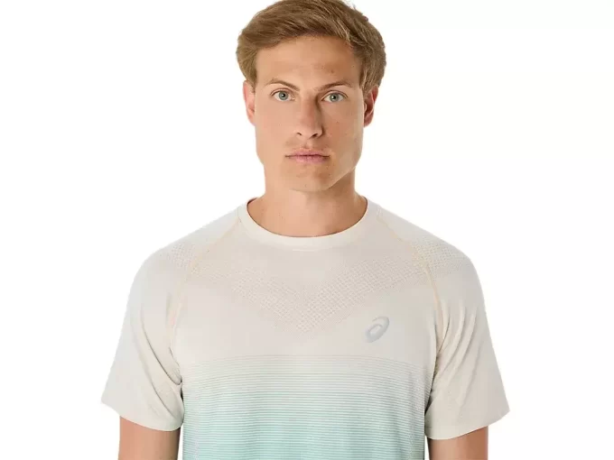 SÖMLÖS KORTÄRM TOPP FÖR HERR